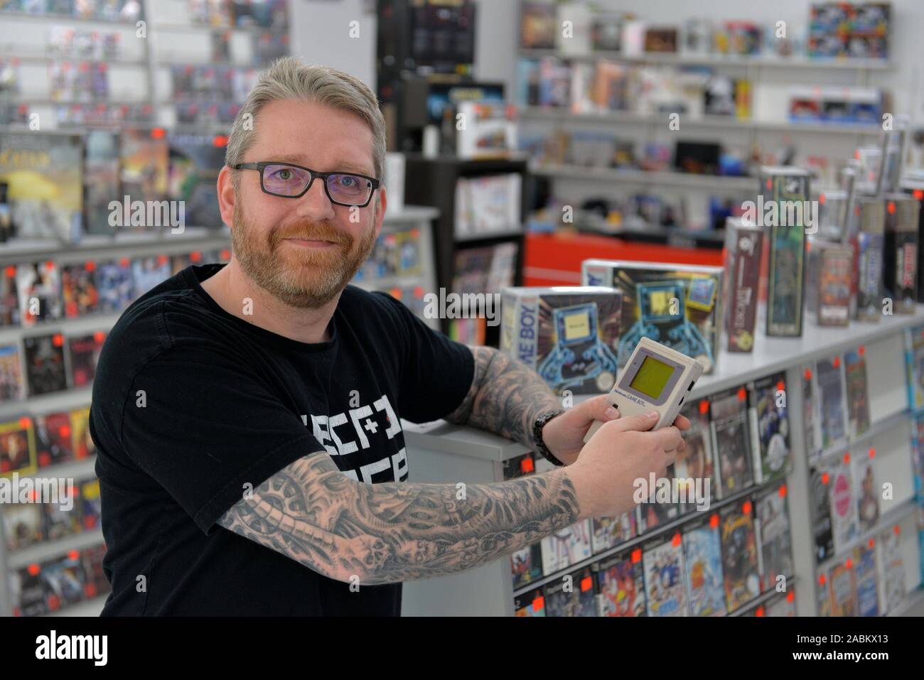 game store that sells old games