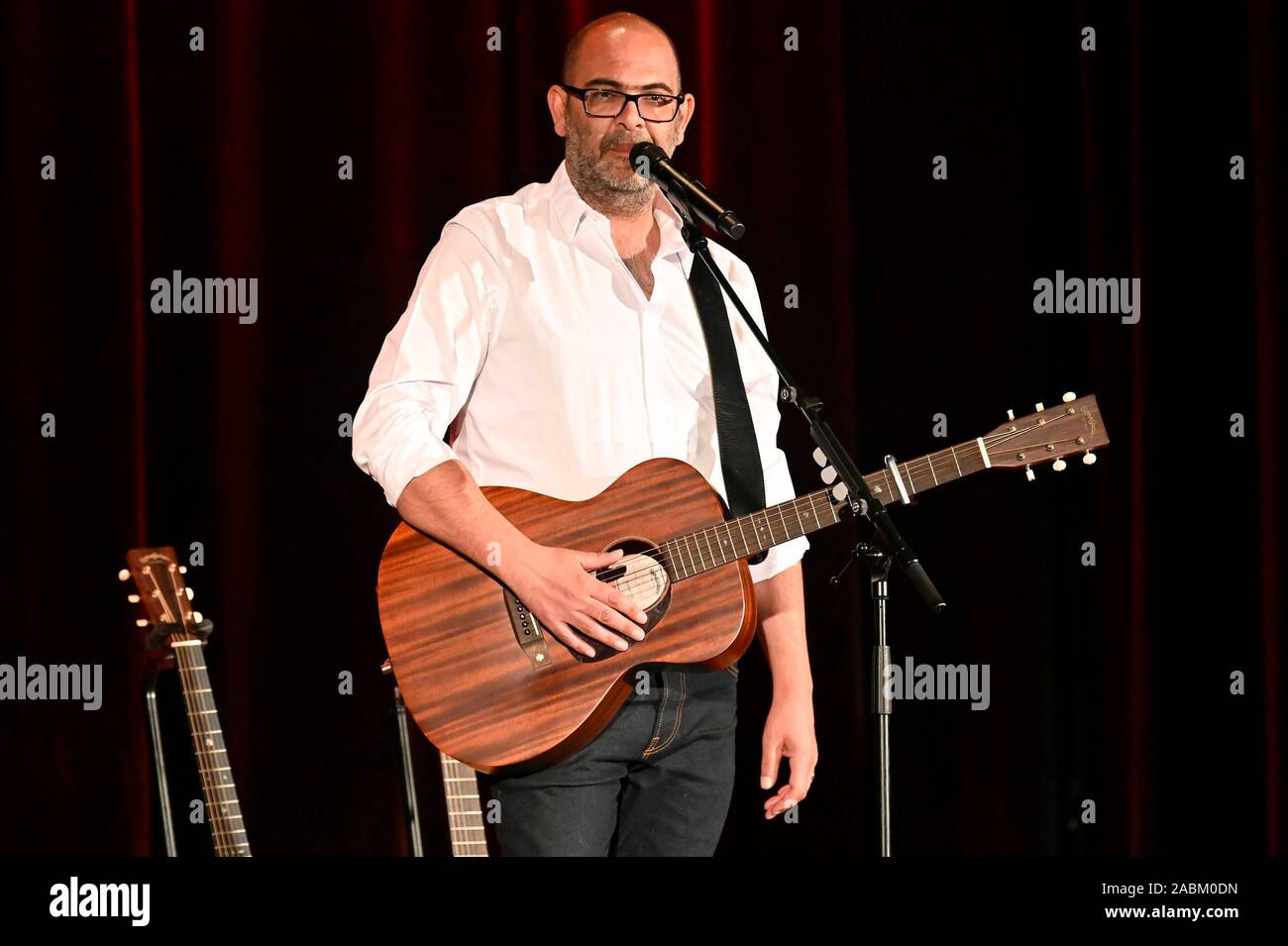 The cabaret artist Hannes Ringlstetter with his solo program 'Aufgrund von Gründen' at the Kleines Theater in Haar. [automated translation] Stock Photo