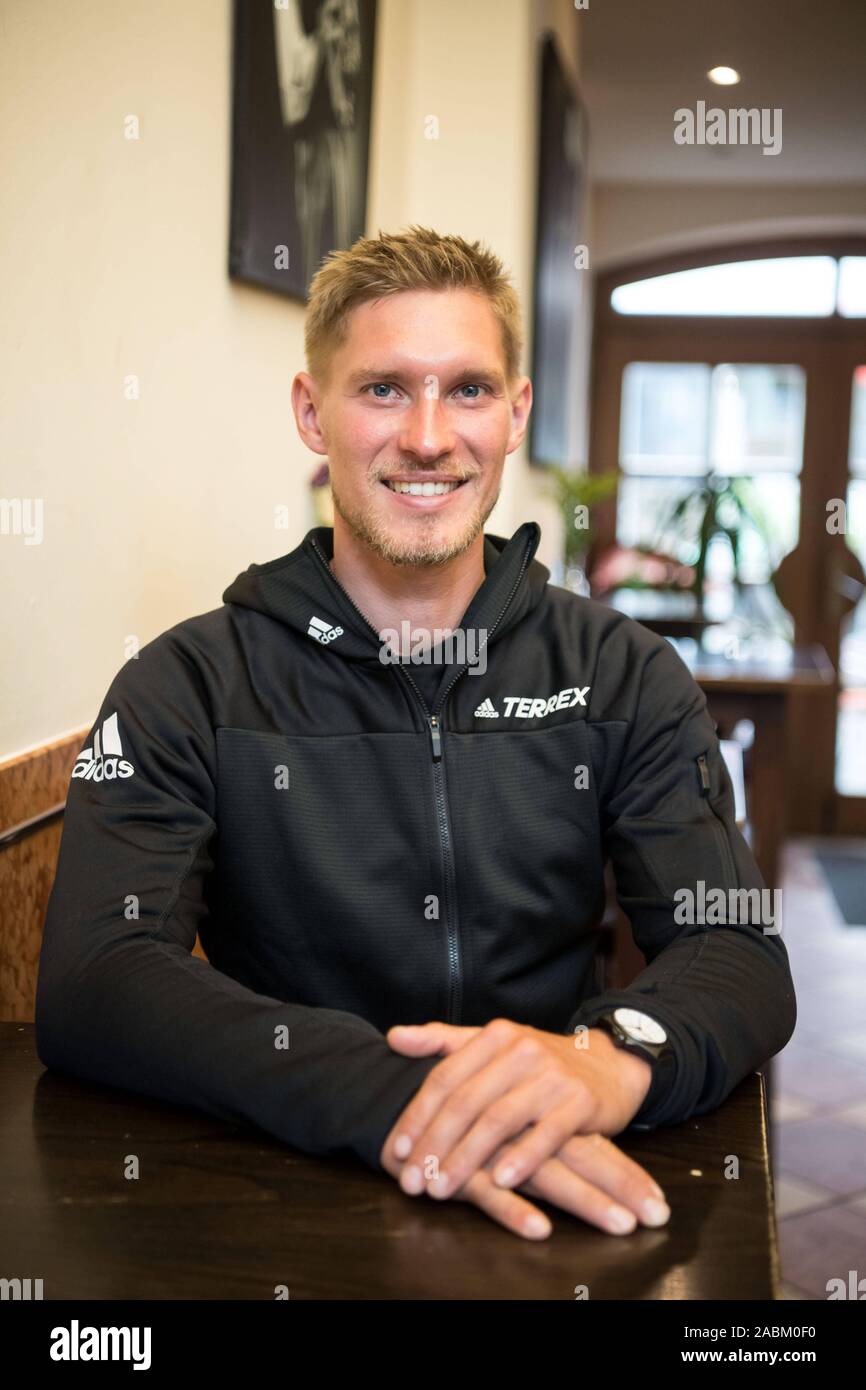 Slackline world record holder Lukas Irmler, recorded in Freising