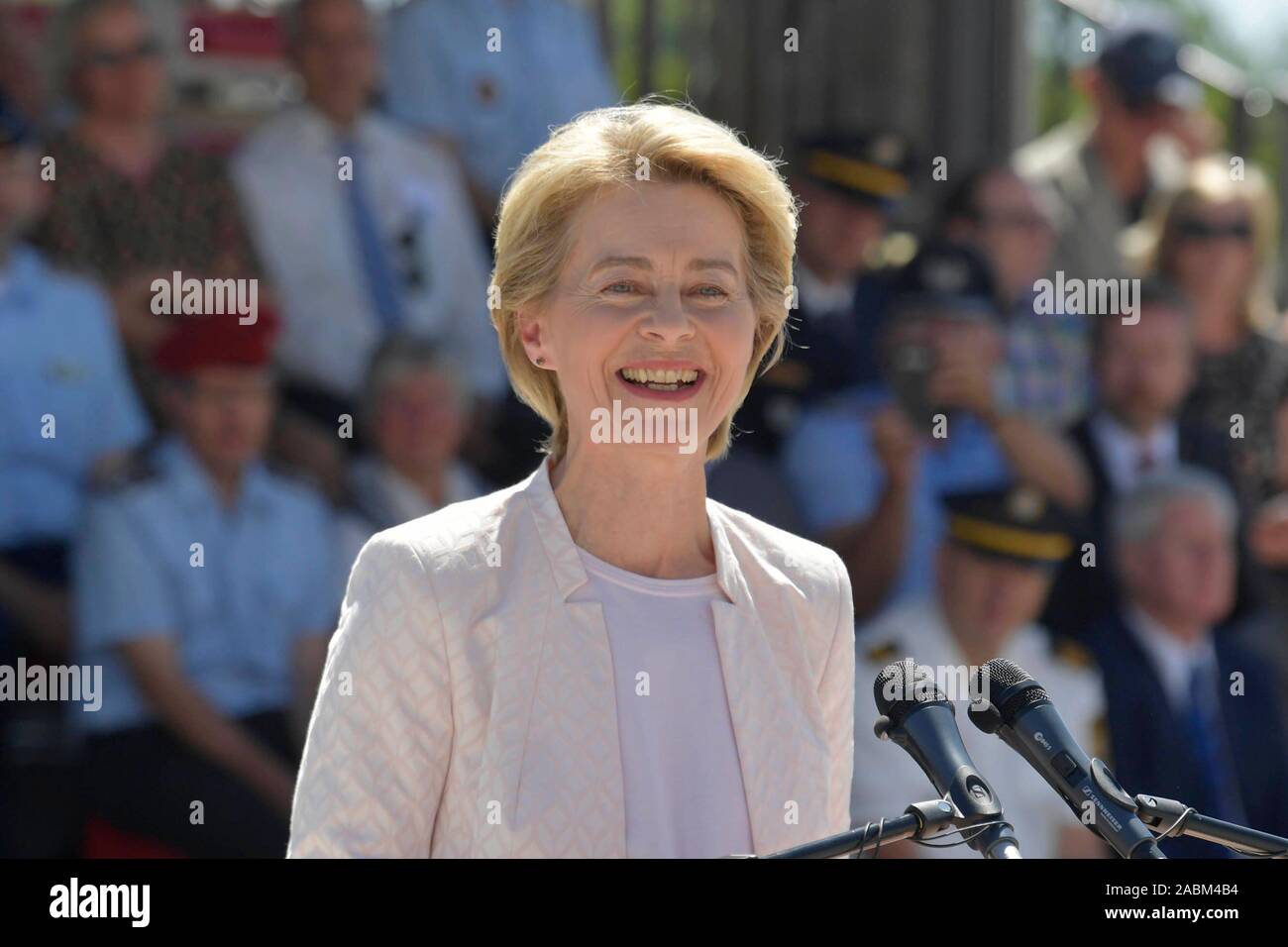 Festive promotion appeal for prospective officers of the University of the Federal Armed Forces with Federal Defence Minister Ursula von der Leyen (pictured) in the courtyard of Nymphenburg Castle. [automated translation] Stock Photo