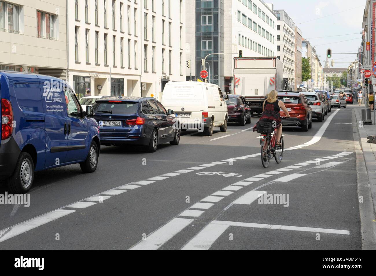 New cycle path in the Schwanthalerstraße between Martin Greif- and Paul-Heyse-Straße for a traffic experiment. [automated translation] Stock Photo