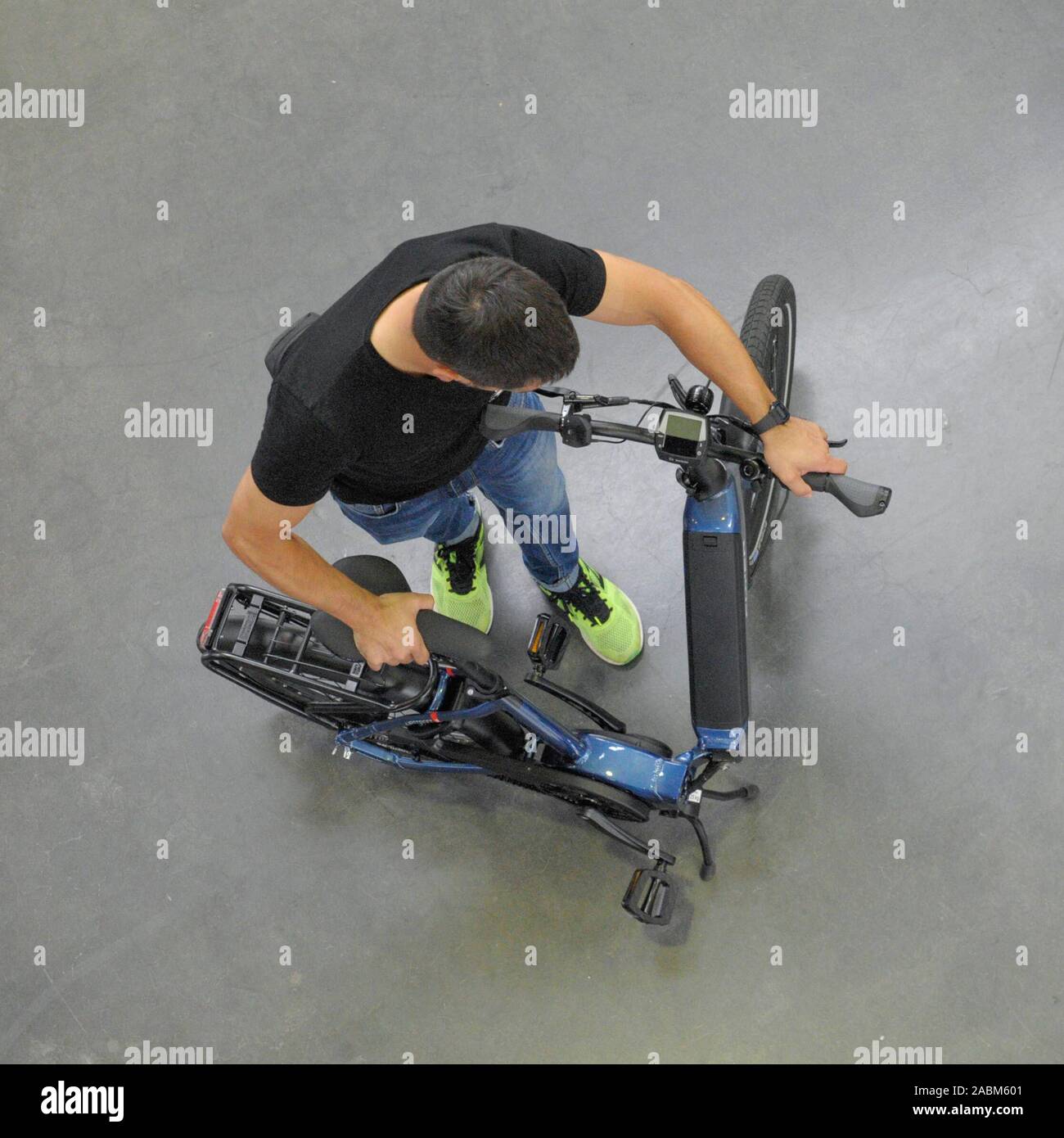 The city bike Upstreet 2 by Flyer. pressedienst-fahrrad GmbH presented the  "Bicycle Trends for 2020" at the Verkehrszentrum Deutsches Museum.  [automated translation] Stock Photo - Alamy