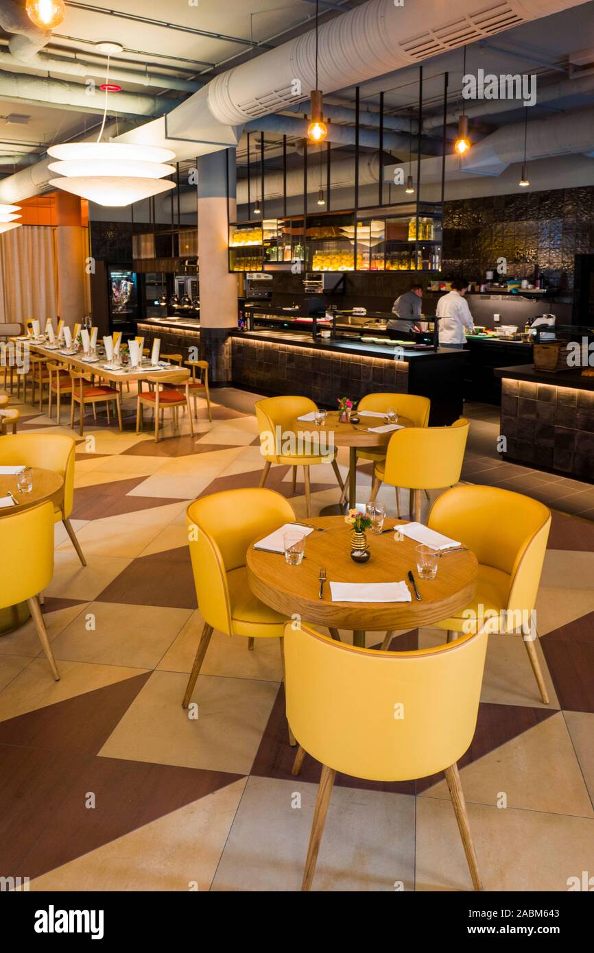 Inside Louis Vuitton's First-Ever Café and Restaurant - Galerie