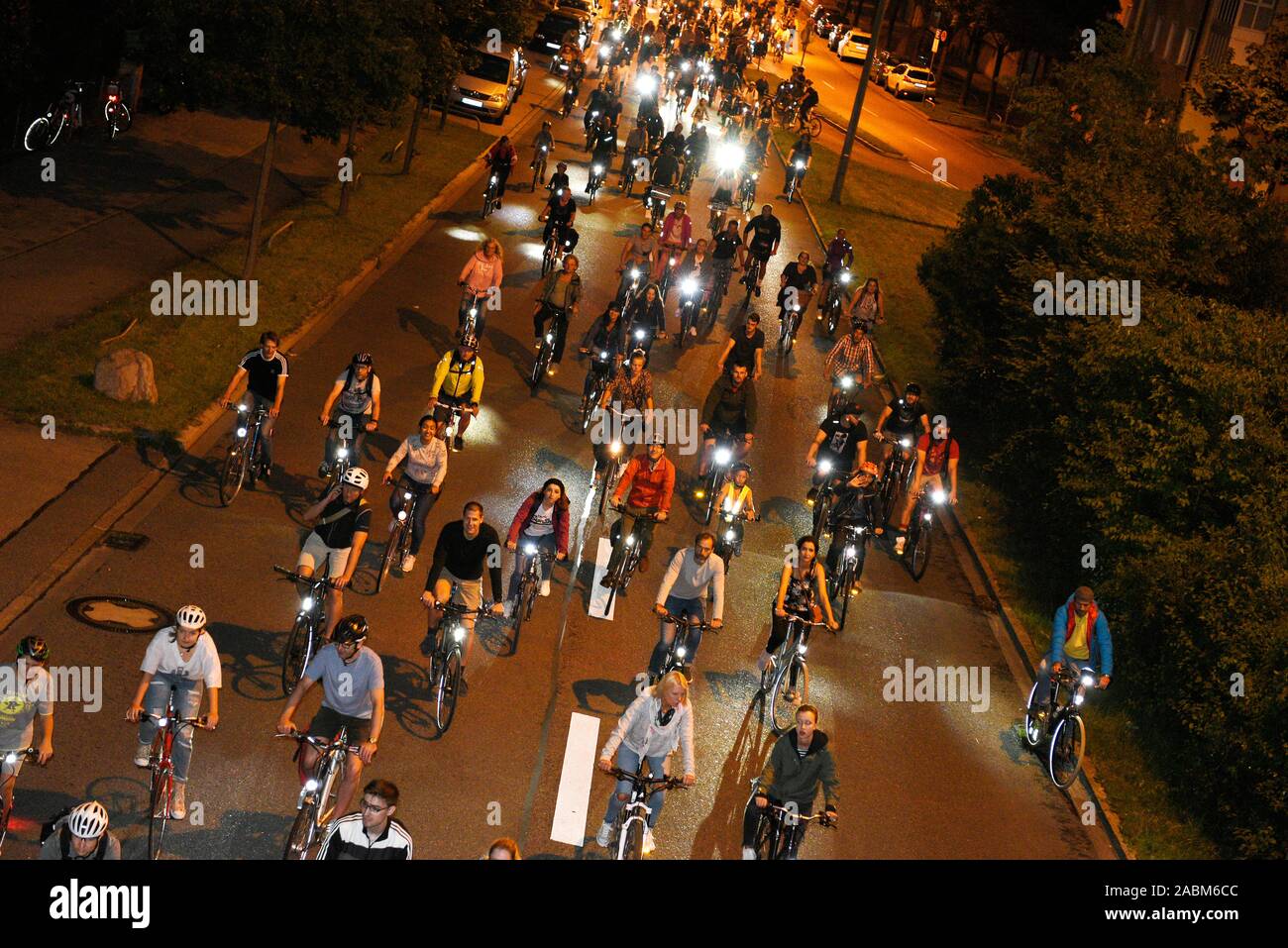 Tenth Munich cycling night on car-free roads with start and finish at Königsplatz. In the picture participant in the nocturnal Brudermühlstraße. [automated translation] Stock Photo