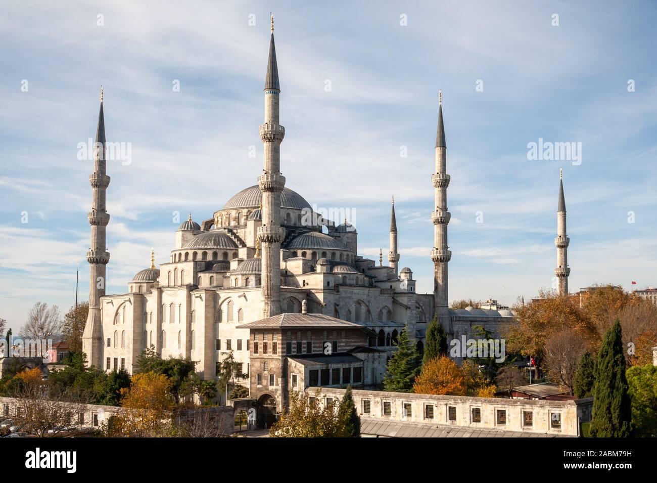 Blue Mosque in Sultanahmet district of Istanbul, Turkey Stock Photo
