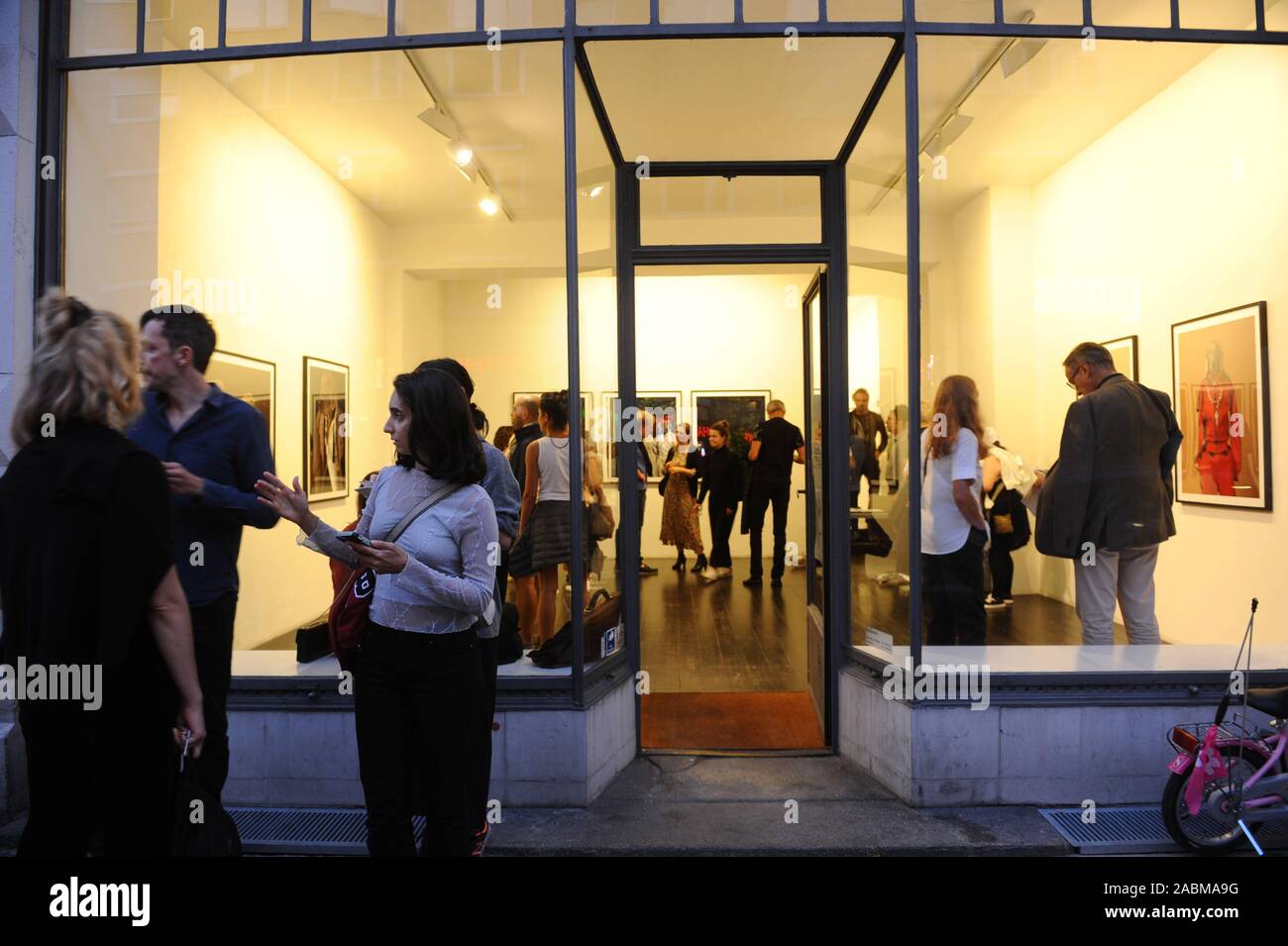 Opening weekend of the Munich art festival of 'Various Others', an association of Munich galleries. The picture shows the 'Open Art' opening in the Galerie Thomas. [automated translation] Stock Photo