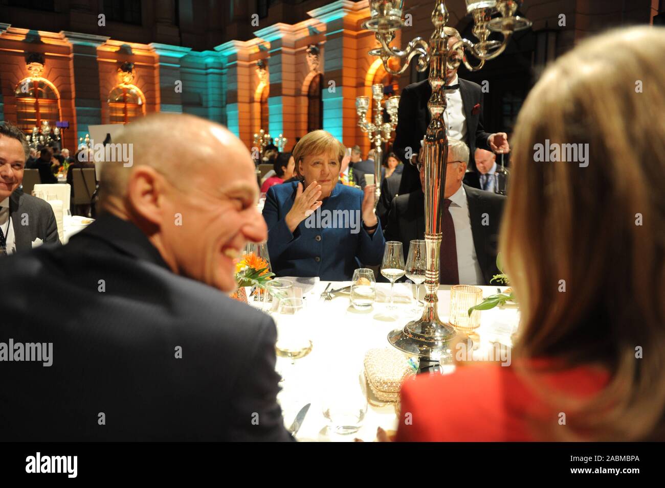Chancellor Angela Merkel at the Night of the European Economy at the SZ Economic Summit in Berlin. Wolfgang Krach, editor-in-chief of the Süddeutsche Zeitung, to the right. [automated translation] Stock Photo