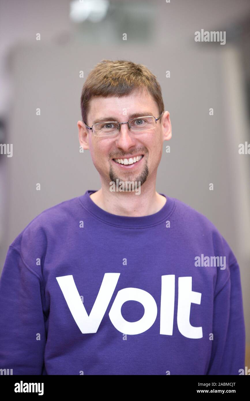 The pan-European party 'Volt' (Energy for Europe) founds a new district association in Munich. In the picture Christian Homann of the district executive committee (treasurer). [automated translation] Stock Photo