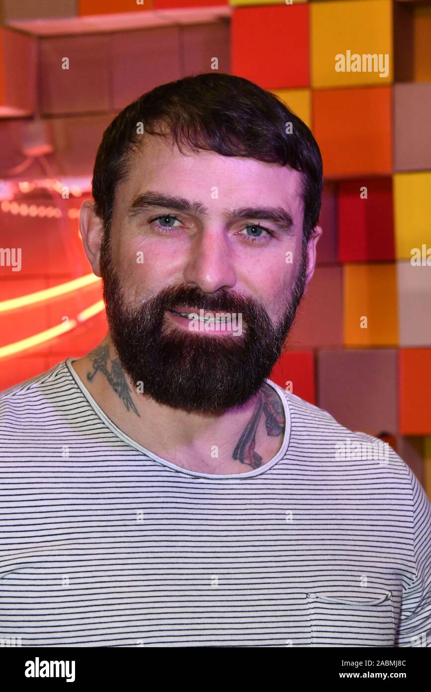 Ant middleton hi-res stock photography and images - Alamy