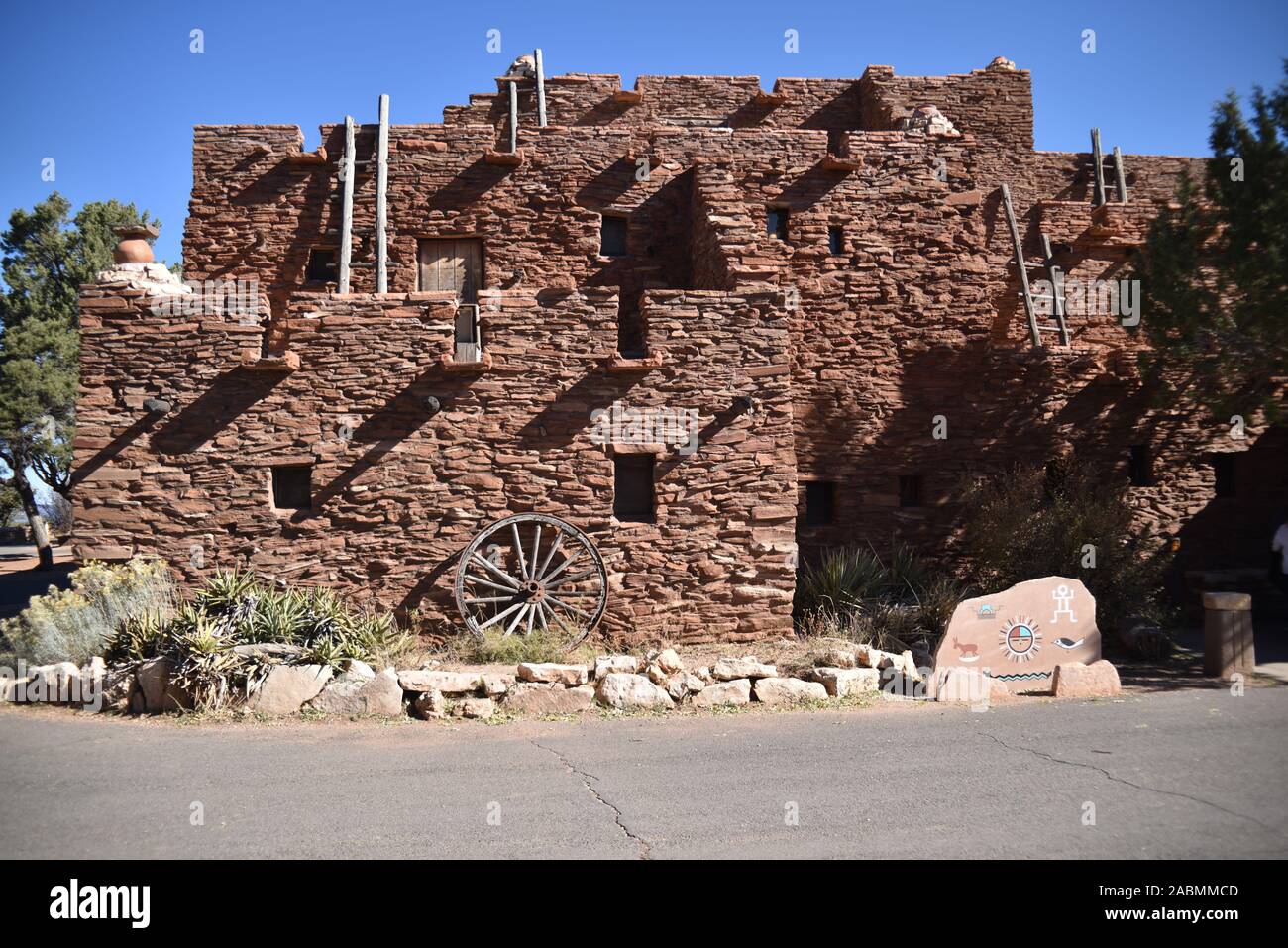 Grand Canyon, AZ., U.S.A. June 6, 2018. Mary E.J. Colter opened The Hopi  House in1905 to commemorate adobe pueblo of Hopi Native American Indians  Stock Photo - Alamy