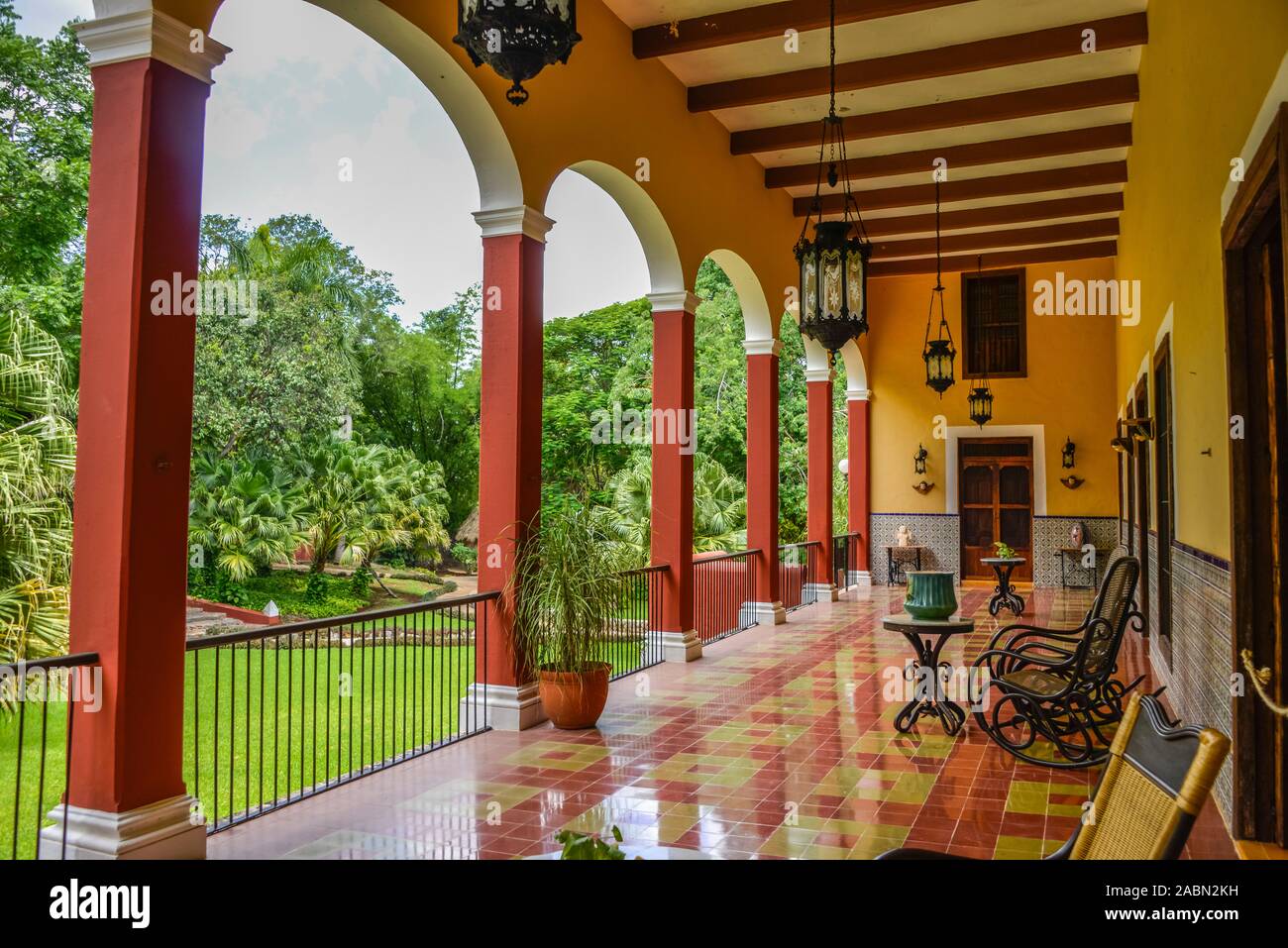 Terrasse, Herrenhaus, Hacienda Sotuta de Peon, Yucatan, Mexiko Stock Photo