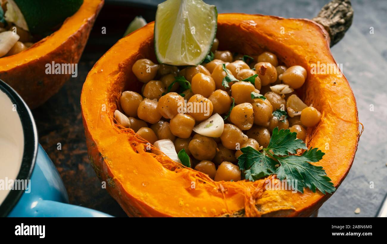 recipes, chickpea salad, slow cooker, eggplant, pumpkin puree, curry powder, curry paste, butternut squash Stock Photo