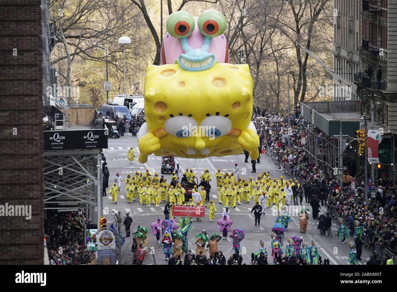 New York United States 28th Nov 2019 The Spongebob Squarepants Balloon Makes Its Way Down The Parade Route At The 93rd Macy S Thanksgiving Day Parade In New York City On Thursday November