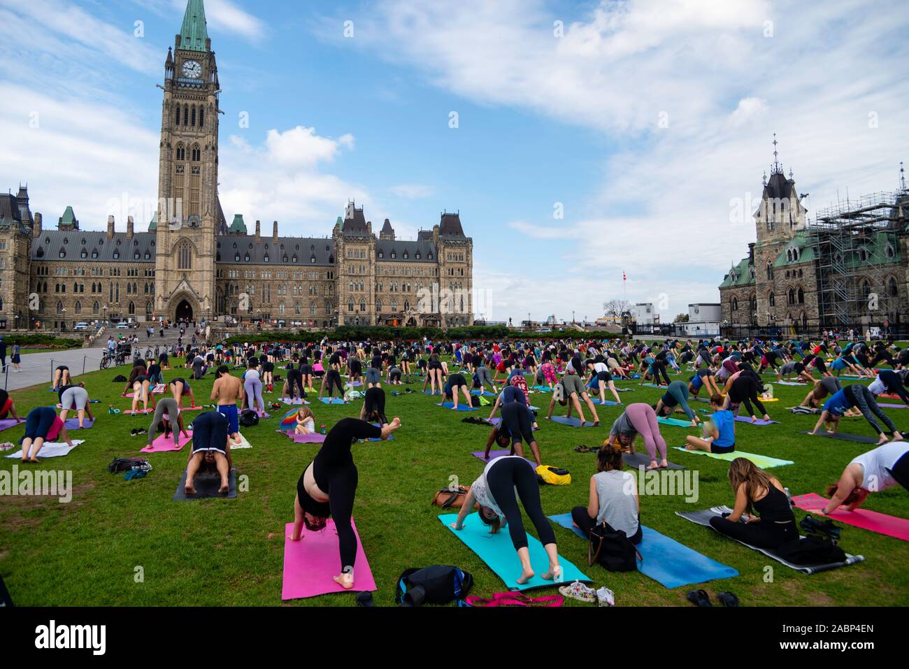 A Noon Yoga Gathering On The Lawn Of The Canadian Parliment Ottawa Ontario Canada Stock Photo Alamy