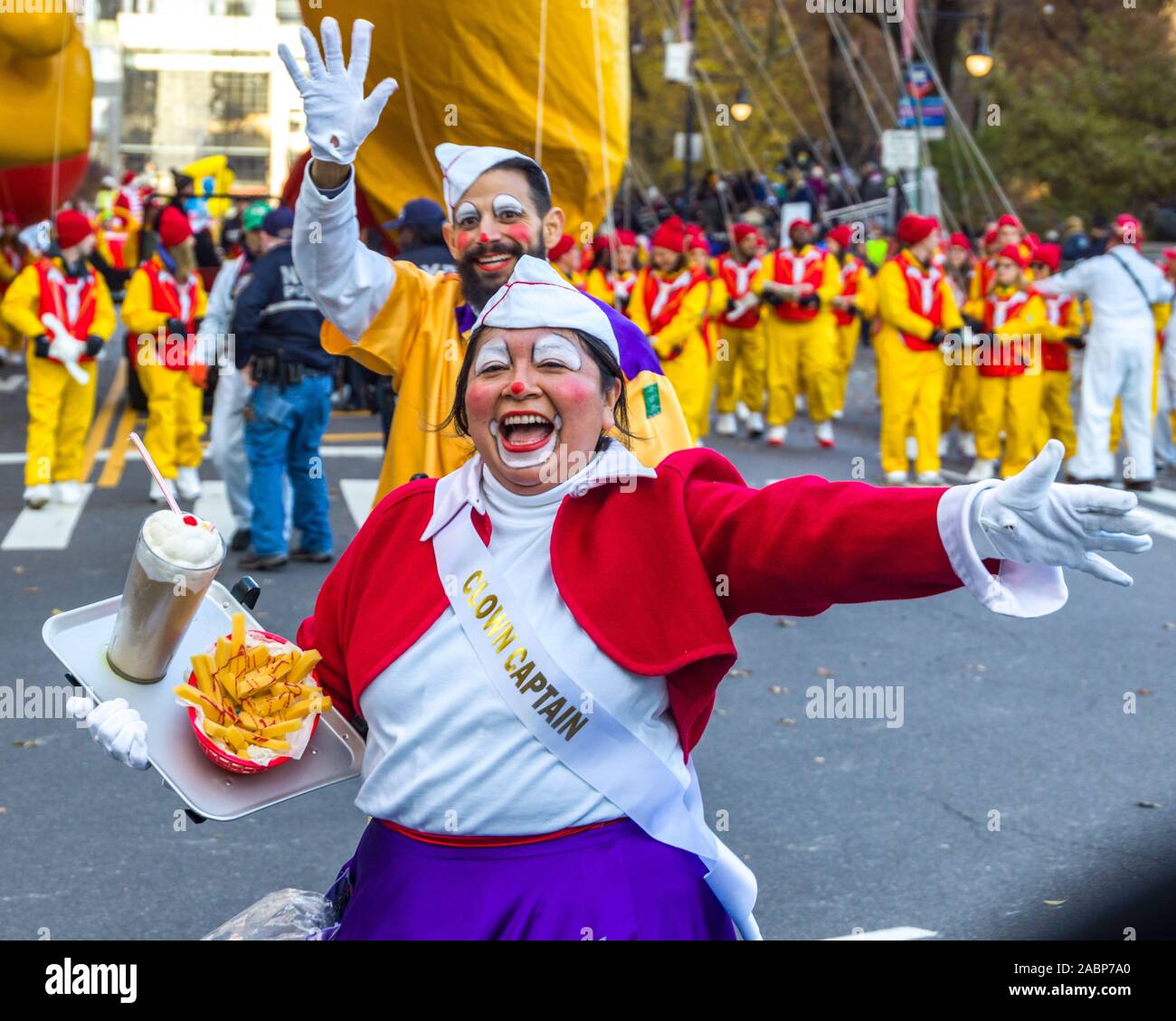 New York, USA,  28 November 2019.  Performers cheer the public at Macy's Thanksgiving Parade in New York City.   Credit: Enrique Shore/Alamy Live News Stock Photo
