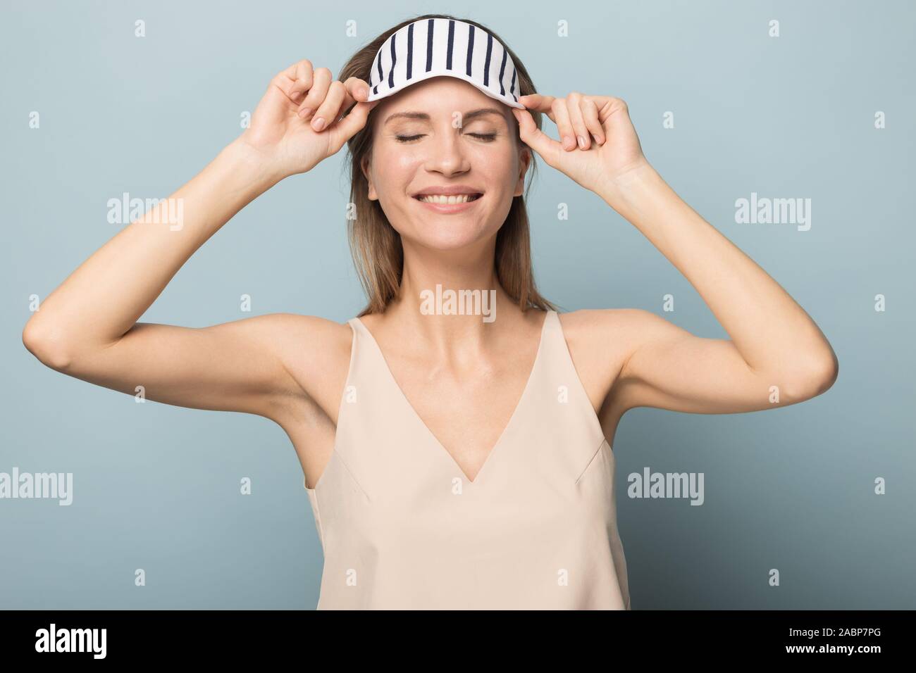 Wearing sleep mask hires stock photography and images Alamy