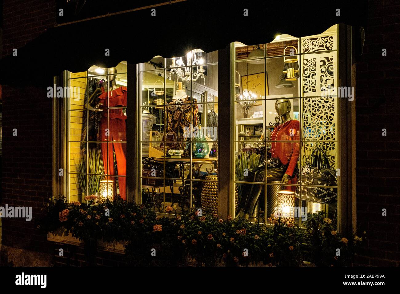 Julis Wearable Art, 100 East Pitt Street, Bedford, PA Stock Photo Alamy