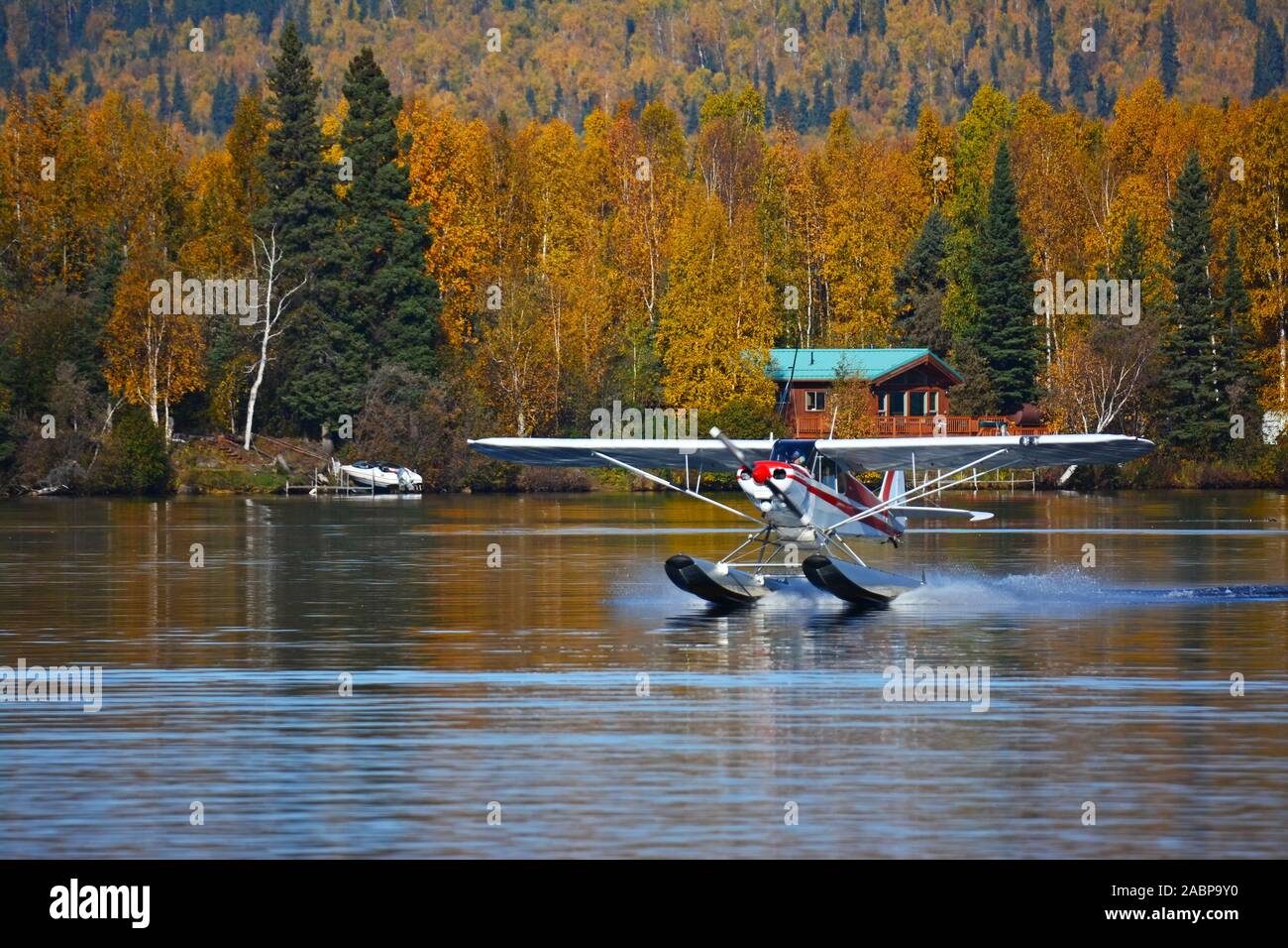 Float plane lands in Birch Lake Richardson Hwy, Alaska Stock Photo Alamy