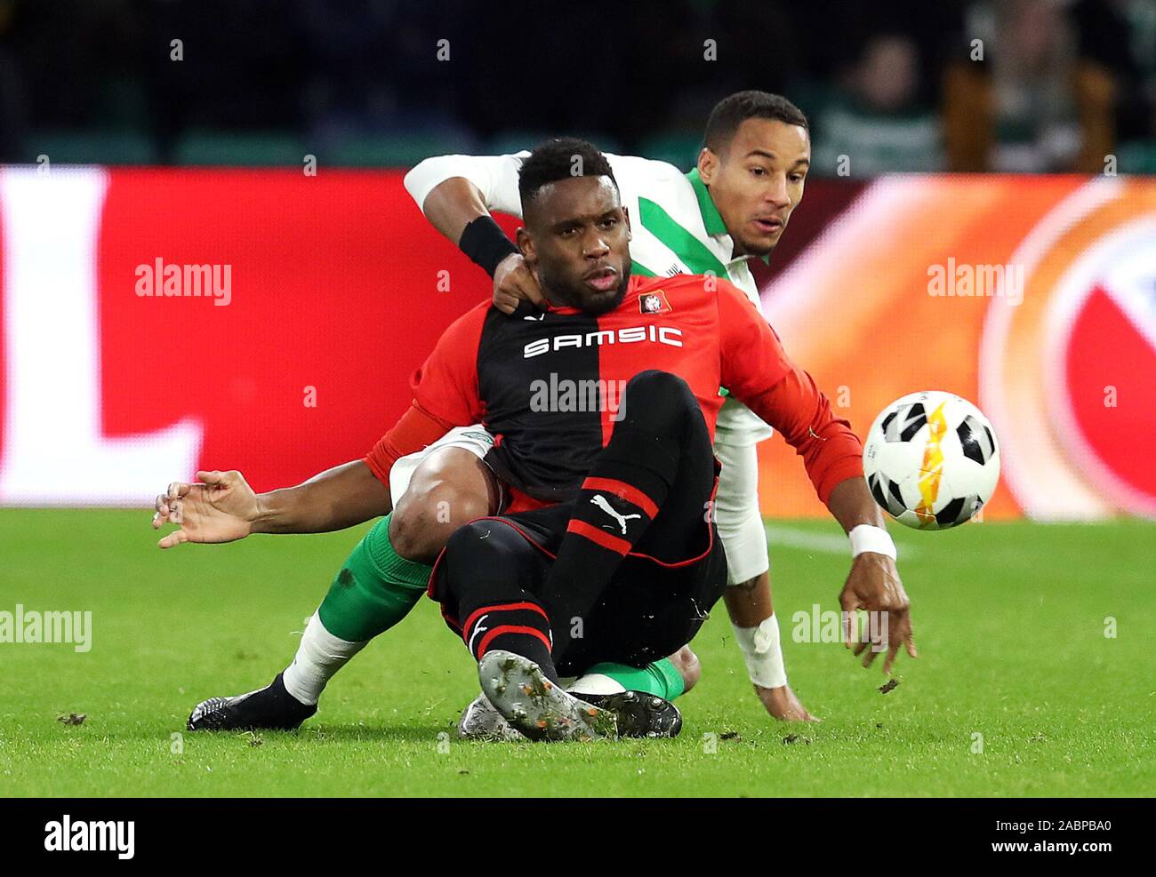 Celtic's Christopher Jullien (right) and Rennes' Jordan Siebatcheu battle for the ball during the UEFA Europa League Group E match at Celtic Park, Glasgow. Stock Photo