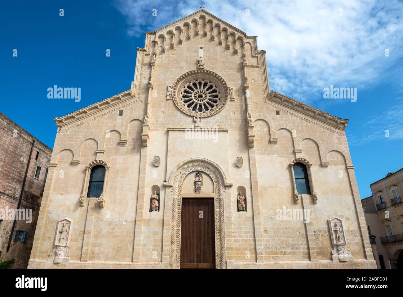 Ontembare Uitputting Gek Façade of Matera Cathedral (La Cattedrale di Matera) on Piazza Duomo in  Sassi District of Matera, Basilicata Region, Southern Italy Stock Photo -  Alamy
