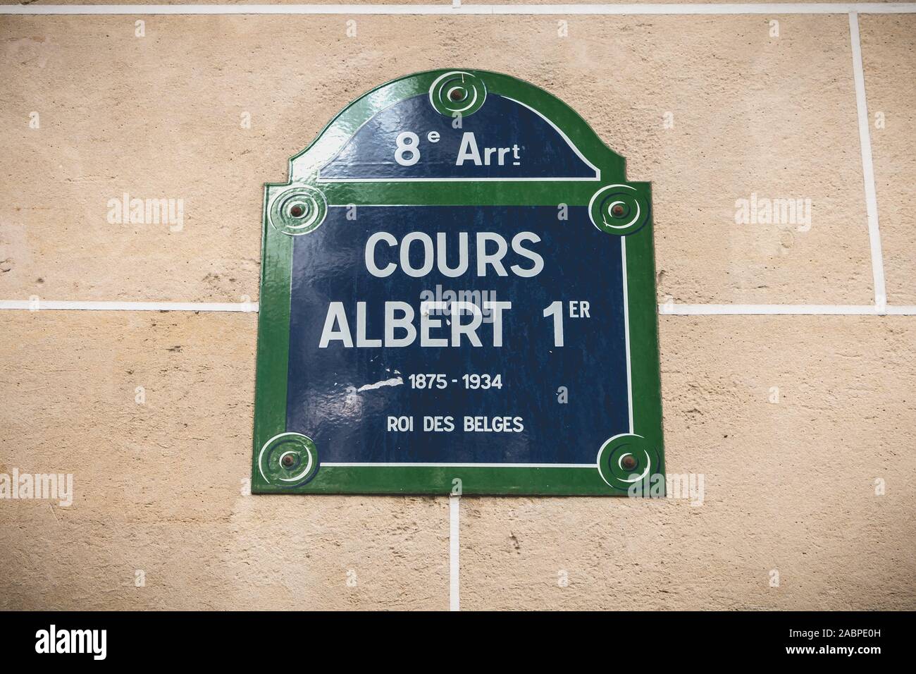 Albert square sign hi-res stock photography and images - Alamy