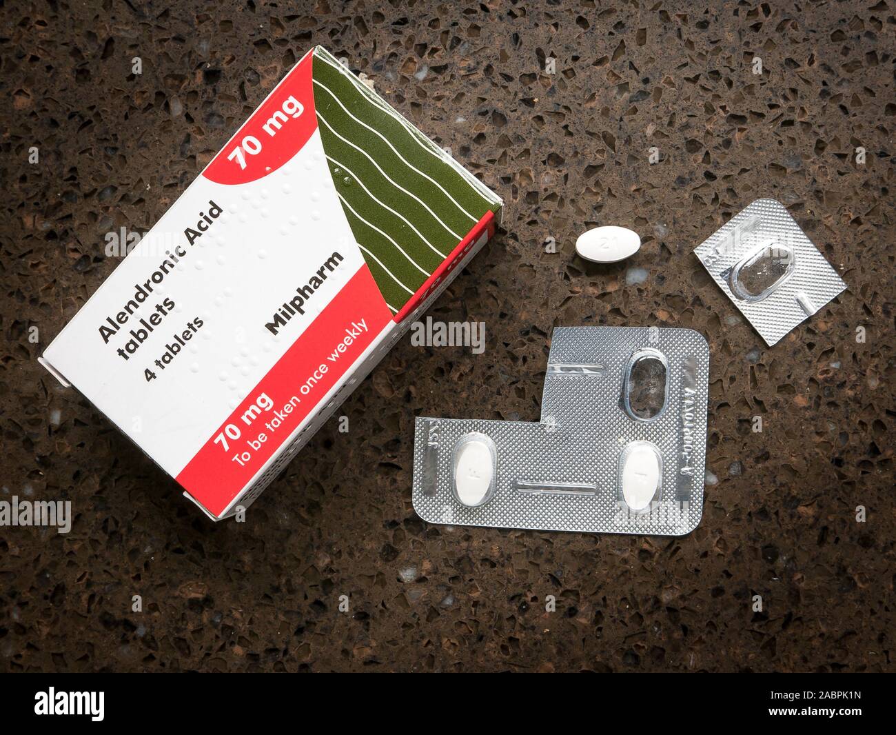 Alendronic acid hires stock photography and images Alamy