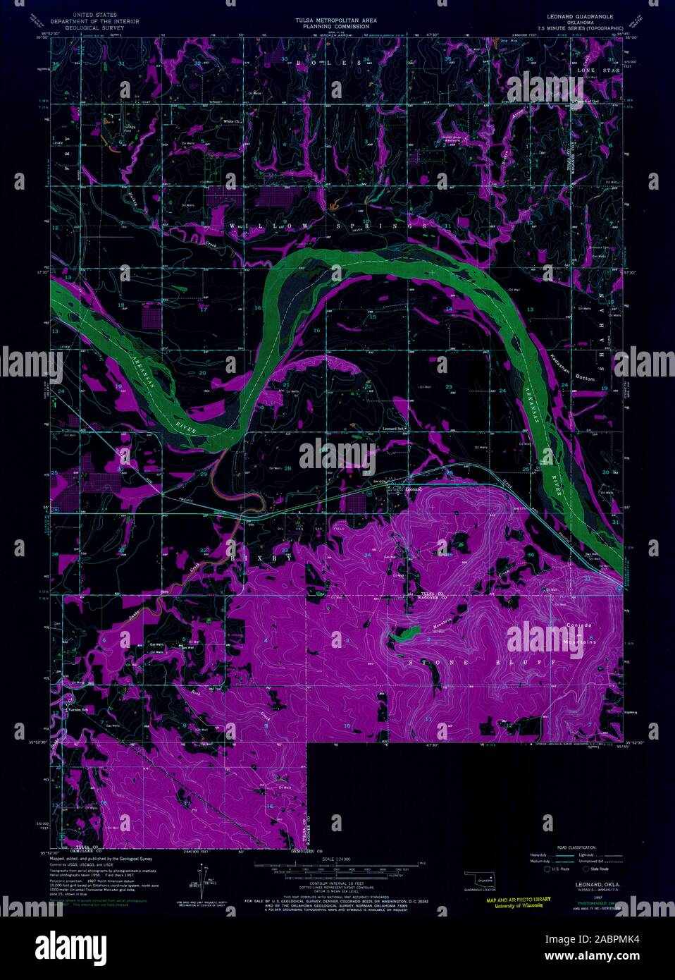 USGS TOPO Map Oklahoma OK Leonard 706243 1957 24000 Inverted Restoration Stock Photo