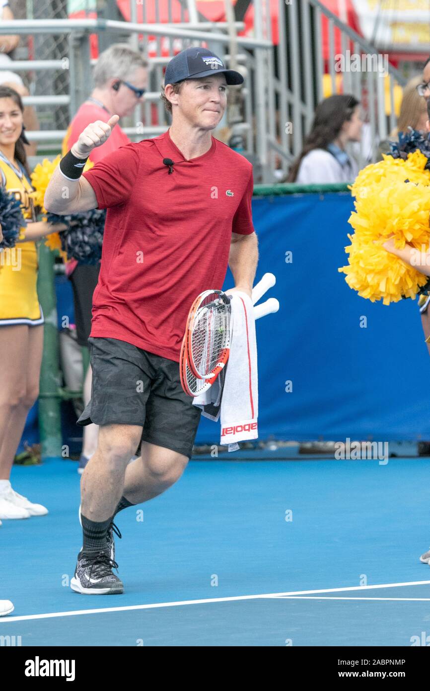 Shawn Hatosy playing in the Chris Evert ProCelebrity Tennis Tournament