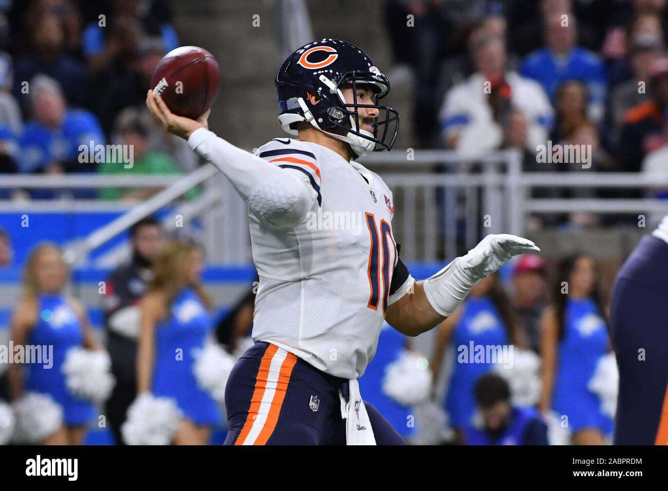 Detroit, Michigan, USA. 28th Nov, 2019. Chicago Bears QB Mitchell Trubisky (10) in action during NFL game between Chicago Bears and Detroit Lions on November 28, 2019 at Ford Field in Detroit, MI (Photo by Allan Dranberg/Cal Sport Media) Credit: Cal Sport Media/Alamy Live News Stock Photo
