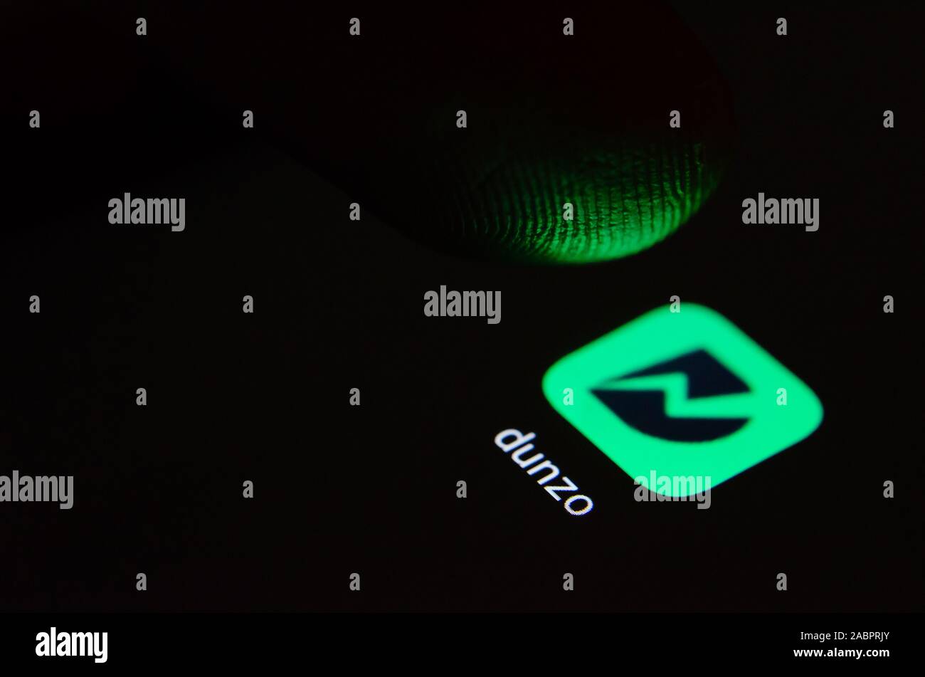 Delivery App Stock Photos Delivery App Stock Images Alamy