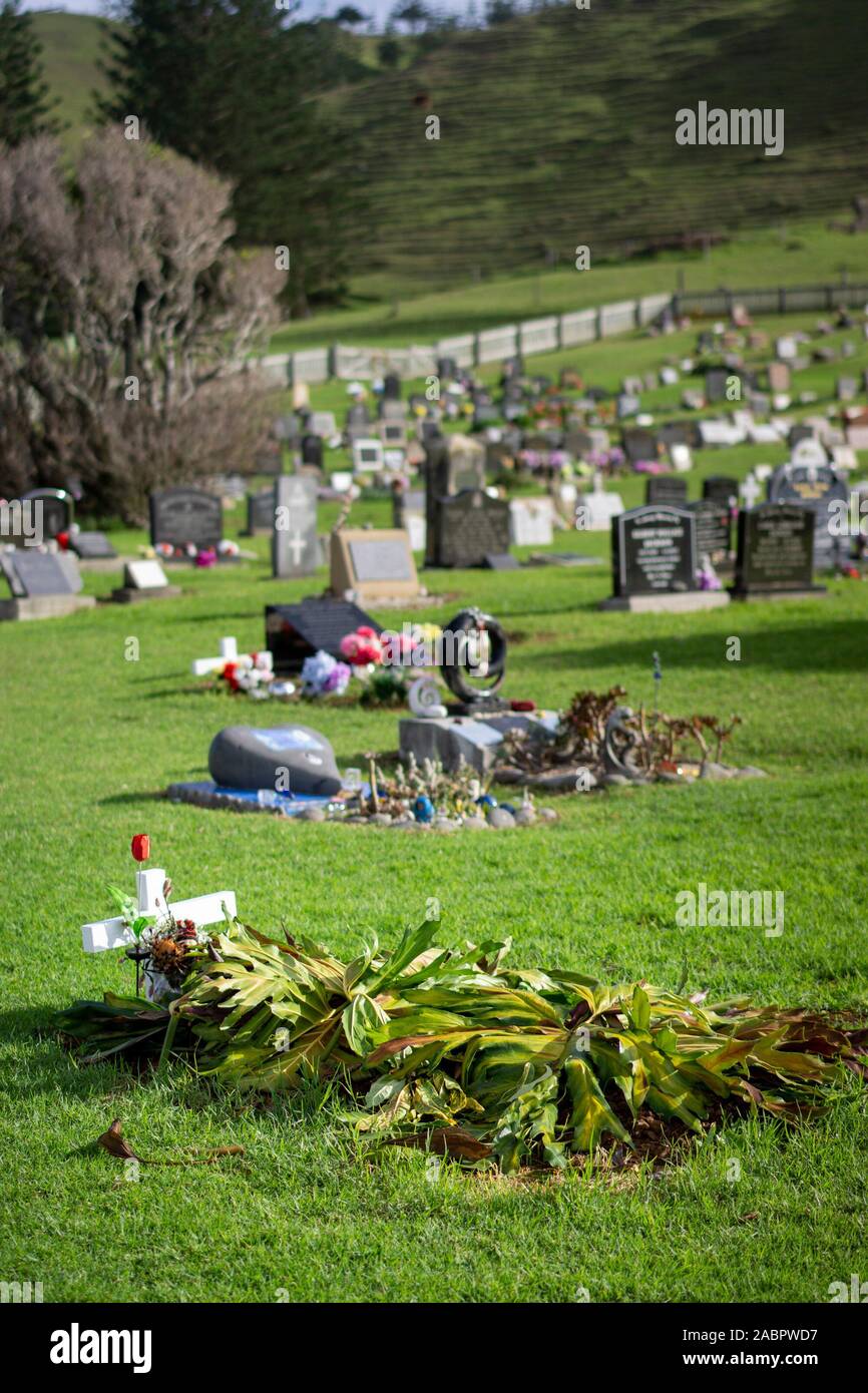 Norfolk Island Cemetery thought to have been established in the 1820s. Many graves reflect Polynesian ancestry. Norfolk Island, Southwest Pacific, Aus Stock Photo