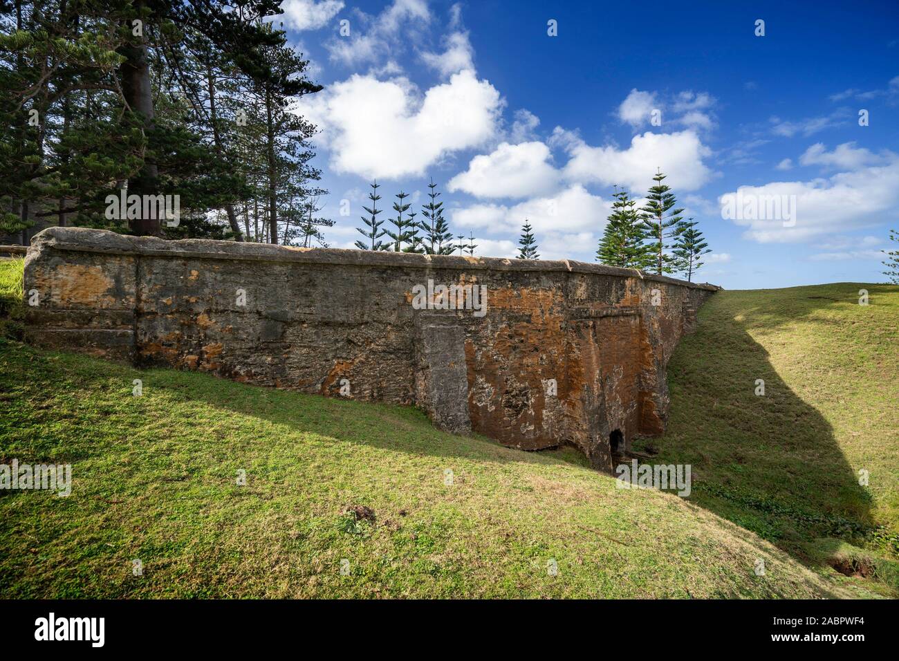 Bloody Bridge in Kingston and Arthur’s Vale Historic Area built by convicts in the mid 1830s. Legend has it that a vicious work gang overseer was murd Stock Photo