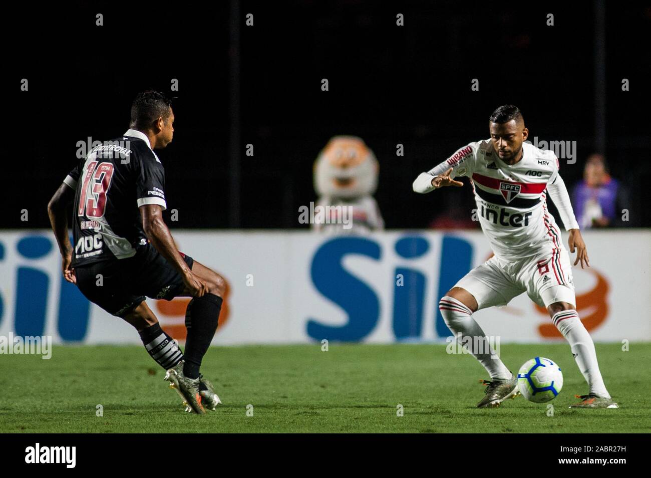 Sao Paulo Sp 28 11 2019 Sao Paulo X Vasco Reinaldo Do Sao Paulo Fc During A