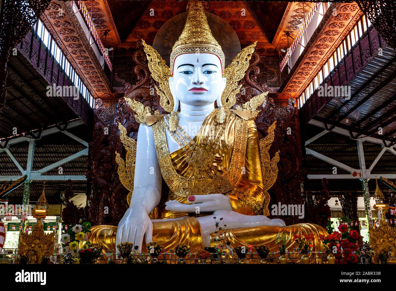 The Nga Htat Gyi Pagoda, Yangon, Myanmar. Stock Photo