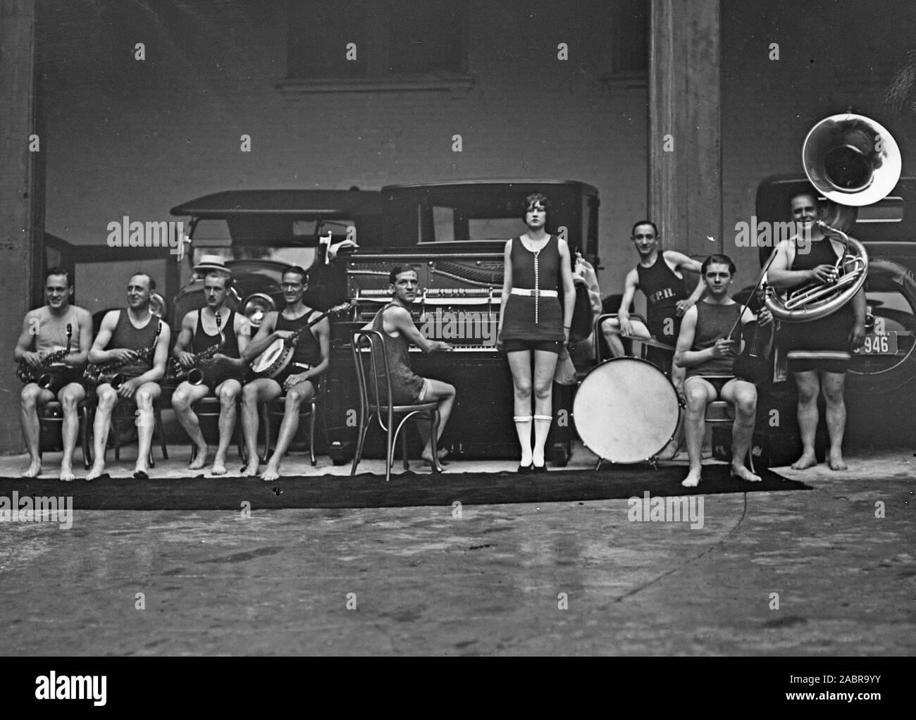 Bathing suits 1900s hires stock photography and images Alamy