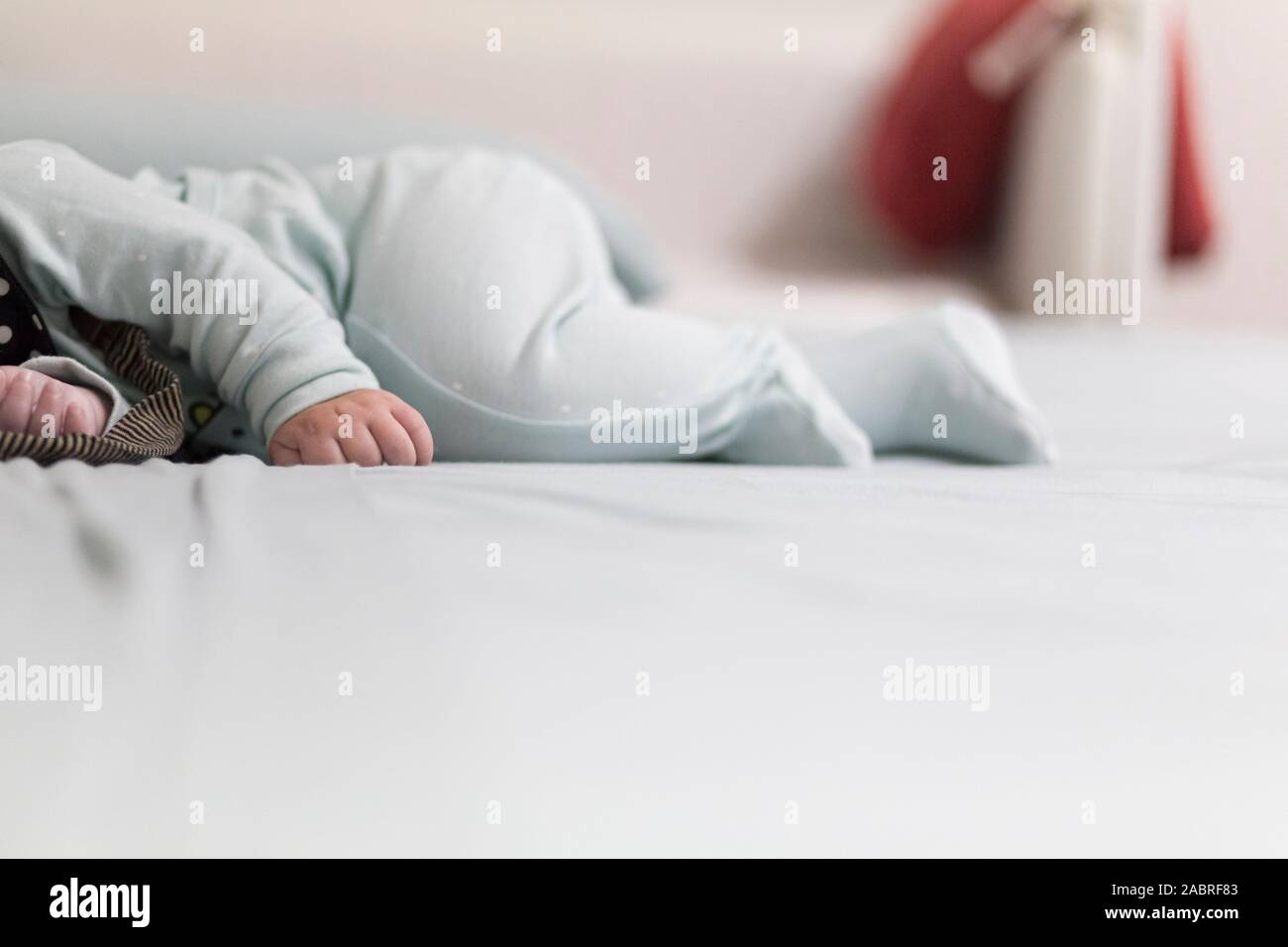 tiny baby bed
