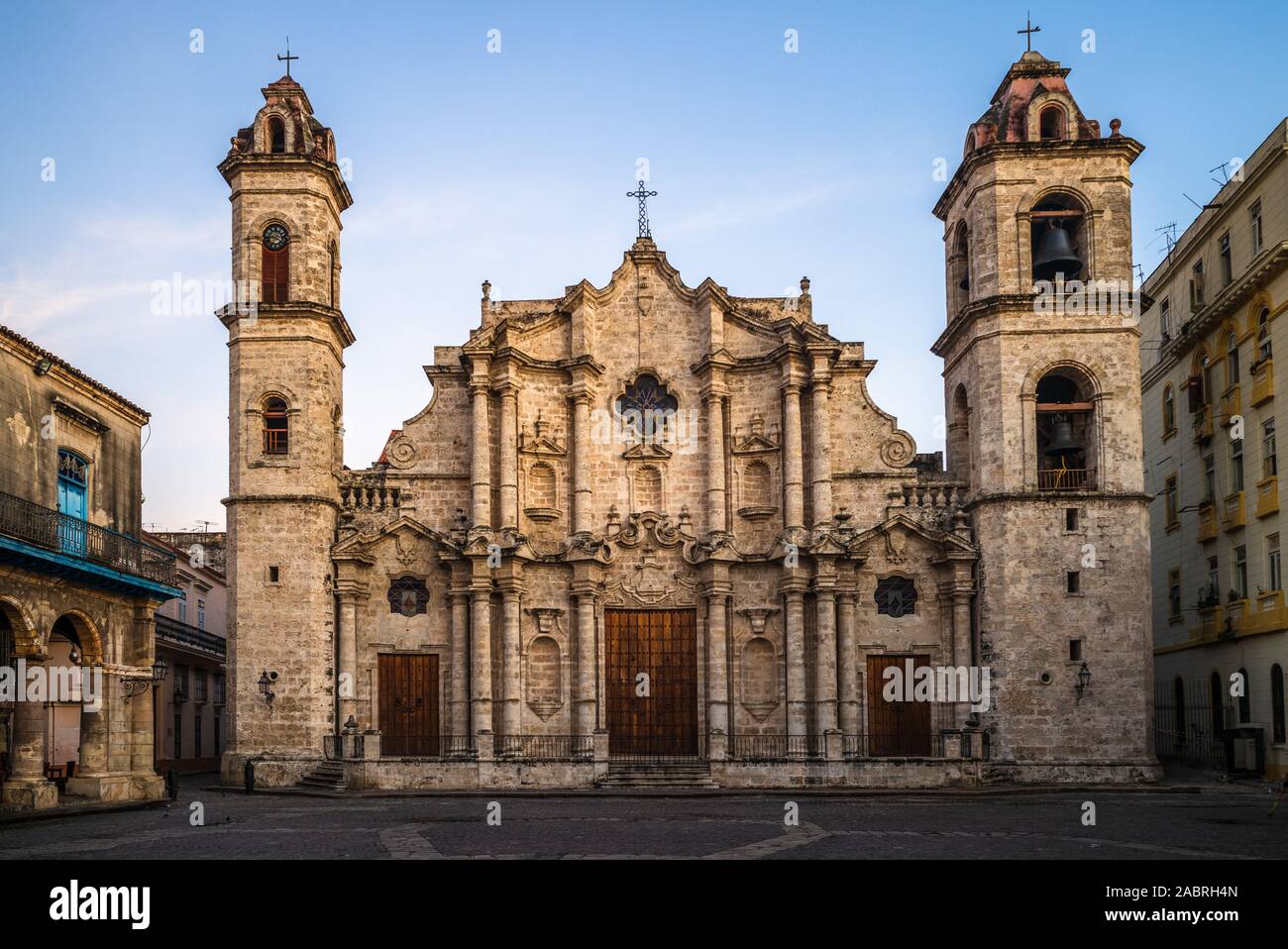 Facade of Havana (Habana) Cathedral in Cuba Stock Photo Alamy