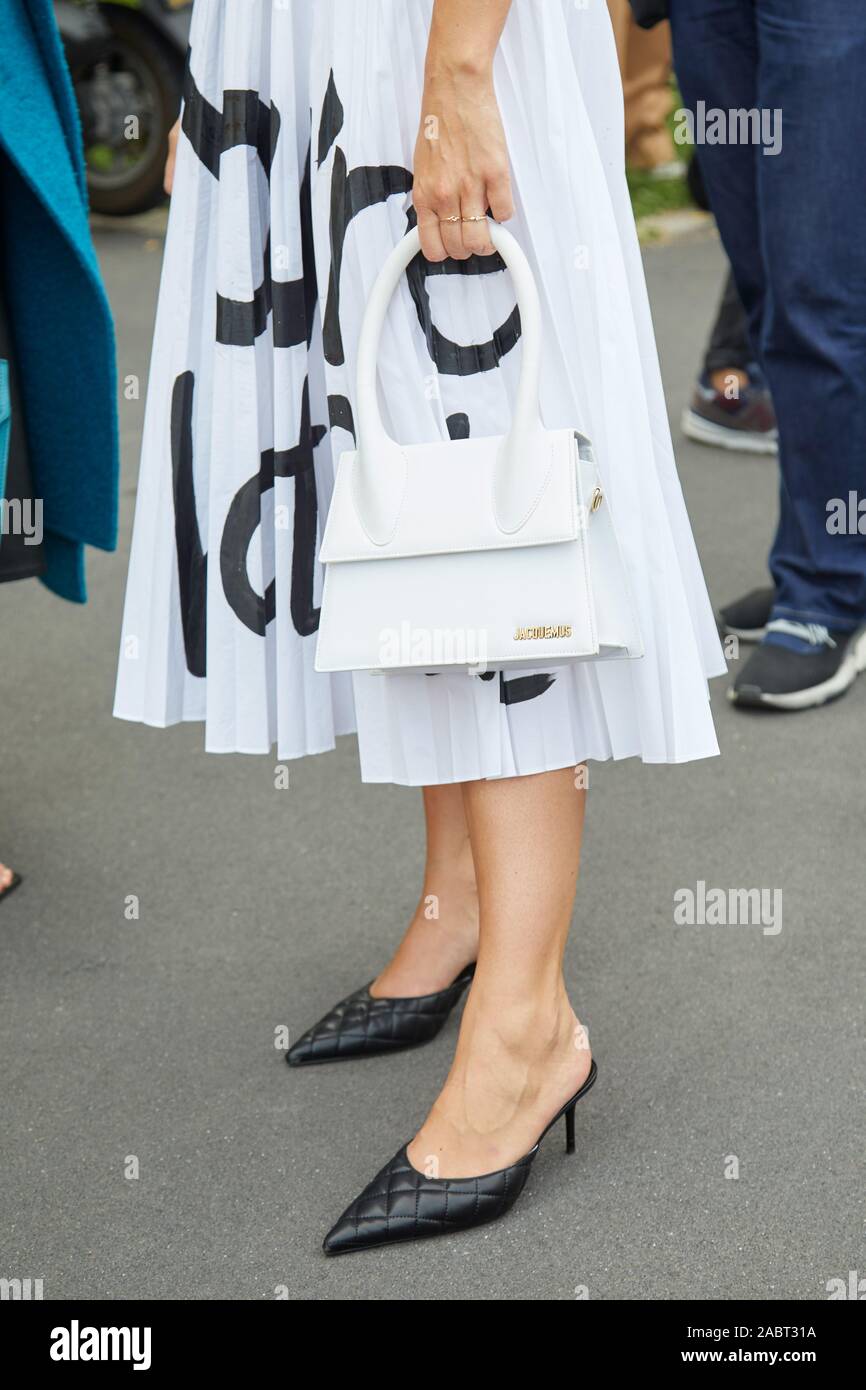 jacquemus bag street style