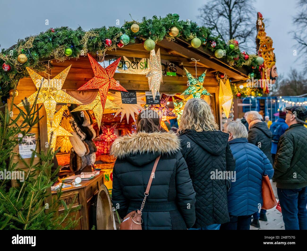 Chatsworth house christmas hires stock photography and images Alamy