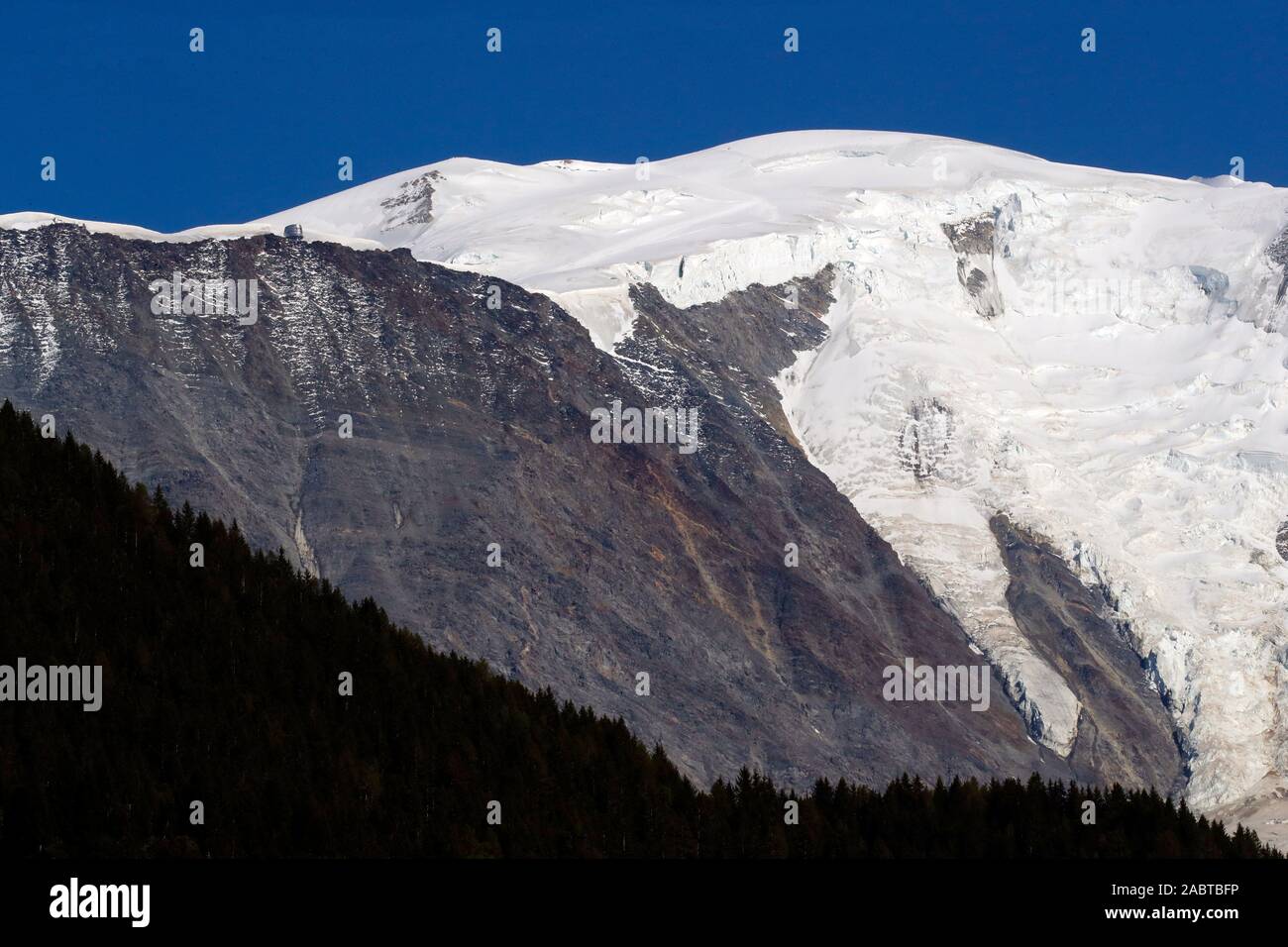 Landscape of the French Alps in summer.  Mont Blanc Massif.  Gouter refuge and Bionnassay glacier. Saint-Gervais. France. Stock Photo