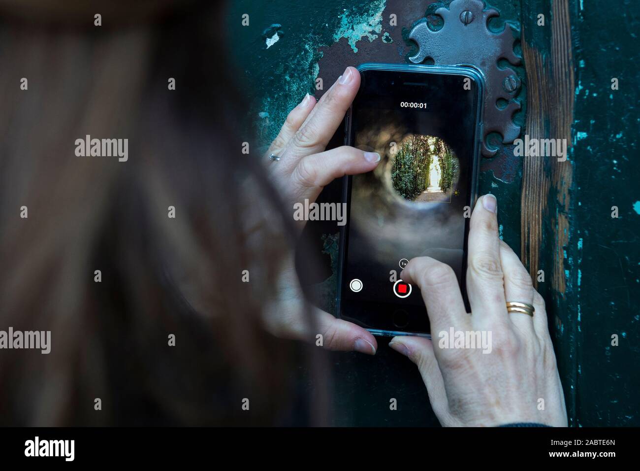Knights malta keyhole hi-res stock photography and images - Alamy