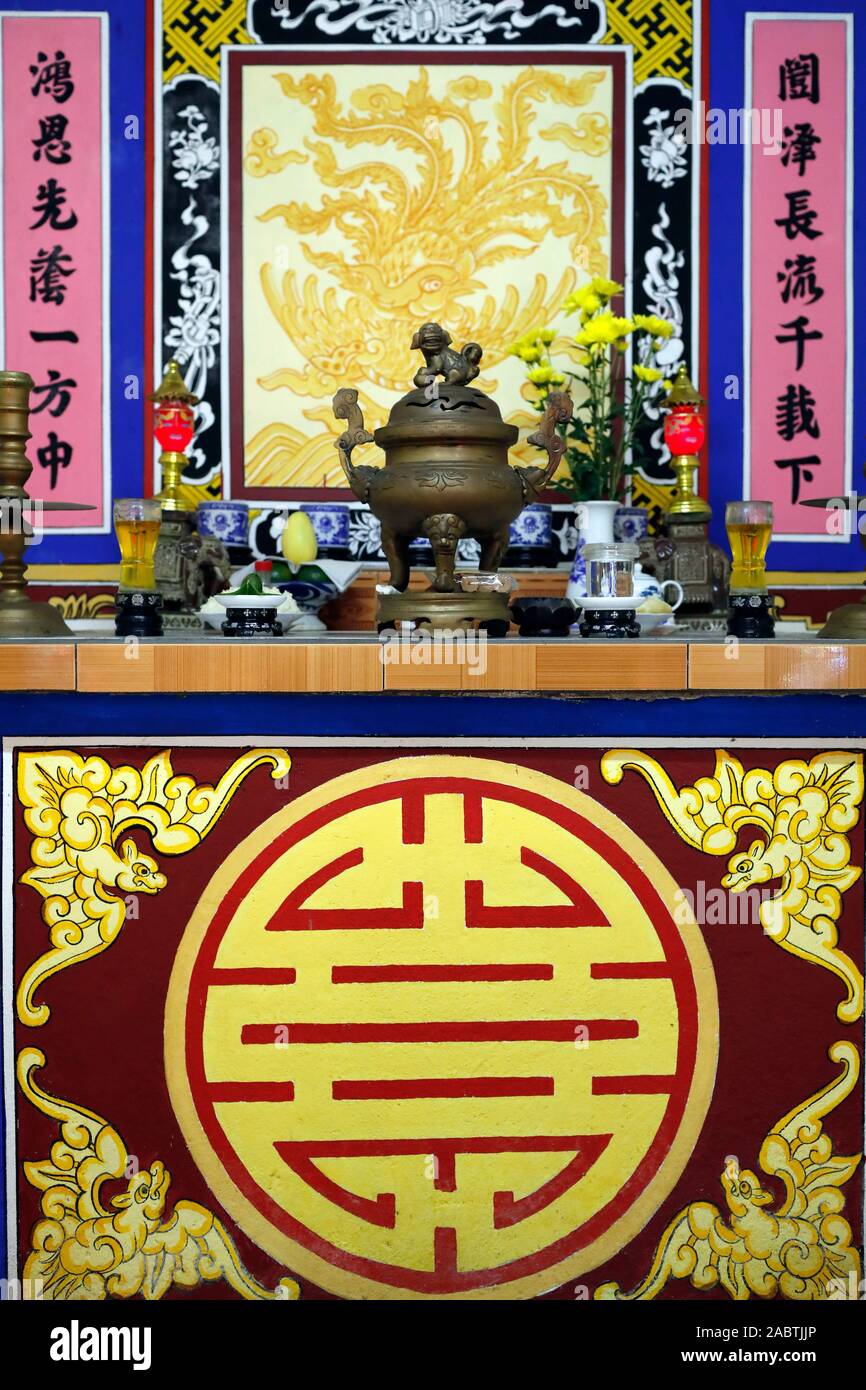 Buddhist chinese temple hi-res stock photography and images - Alamy