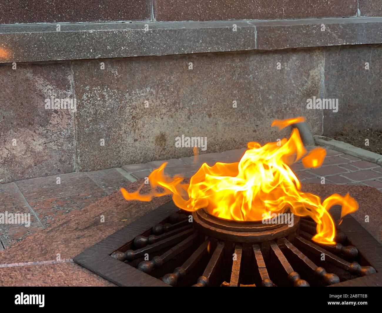 eternal fire burns on gas memorial russia Stock Photo Alamy