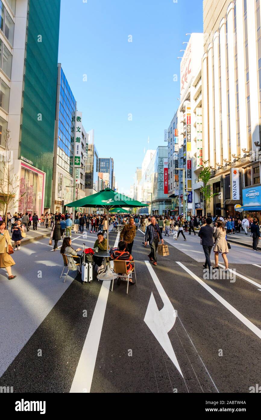 Chuo dori street hi-res stock photography and images - Alamy