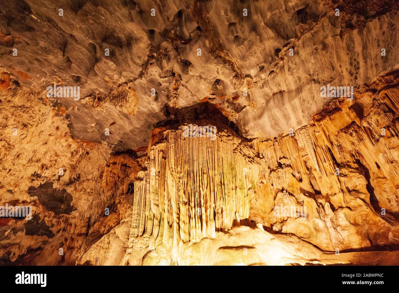 Cango caves hi-res stock photography and images - Alamy
