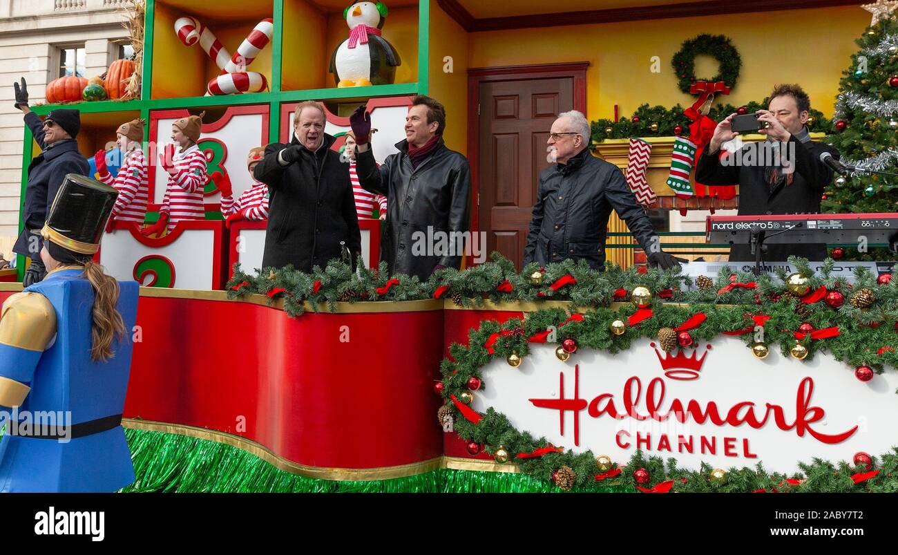 Chicago band rides float Heartwarming Holiday Countdown by Hallmark Channel at 93rd Annual Macy's Thanksgiving Day Parade alone Central Park West (Photo by Lev Radin/Pacific Press) Stock Photo