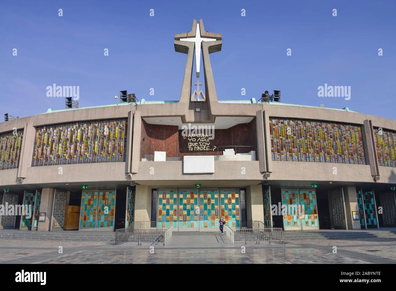 Neue Basilika Maria de Guadalupe, Mexiko Stadt, Mexiko Stock Photo