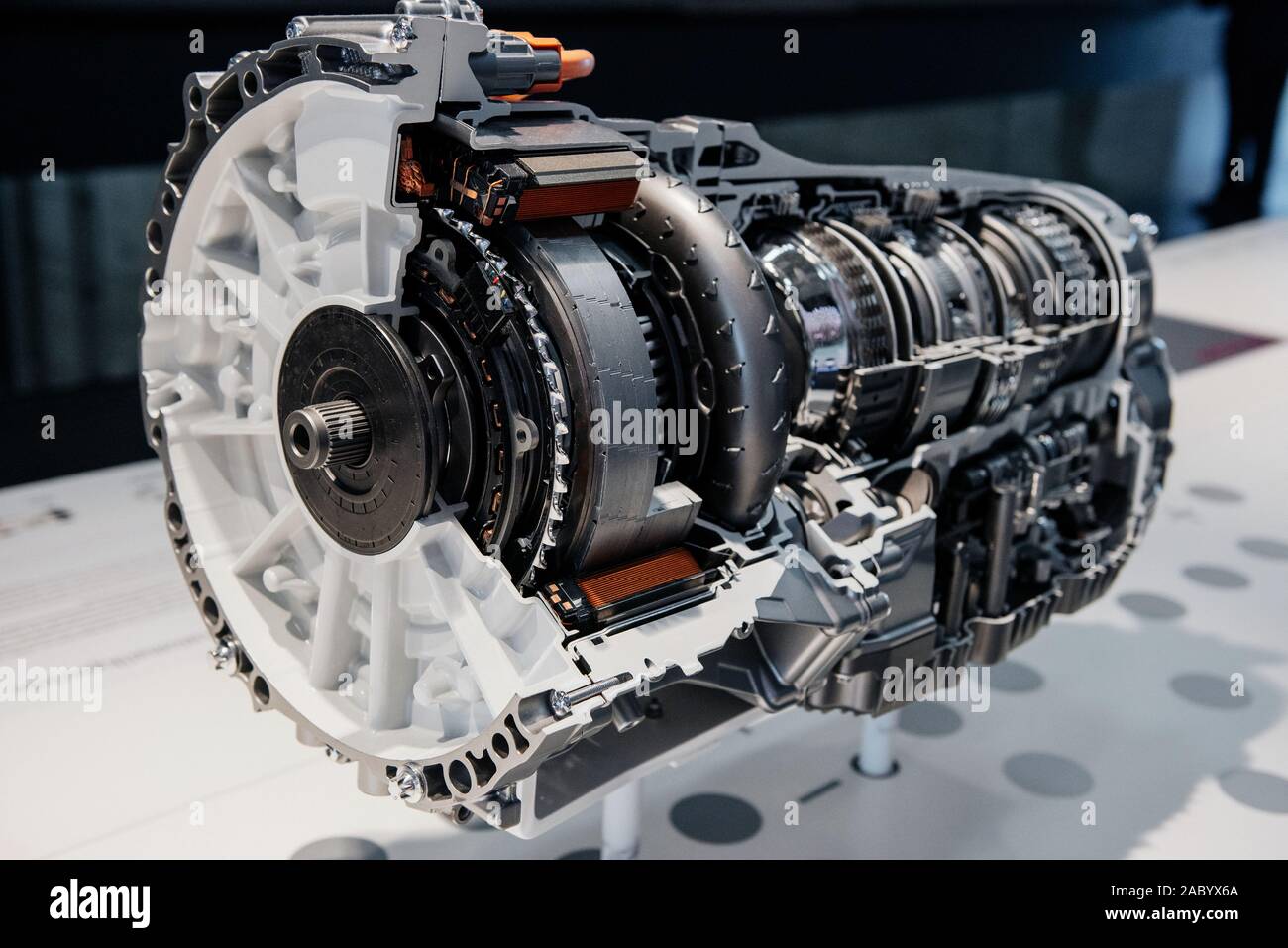 Front and side view cross section of automatic transmission gearbox
