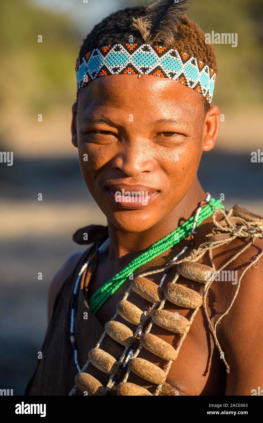 San Bushman, Kalahari, Botswana Stock Photo - Alamy