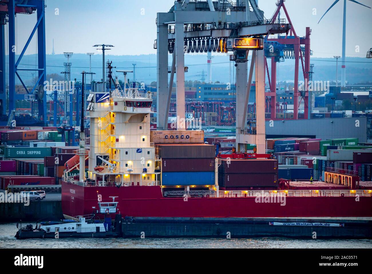 Hamburg, port, Elbe, cranes in Container Terminal Burchardkai, Stock Photo